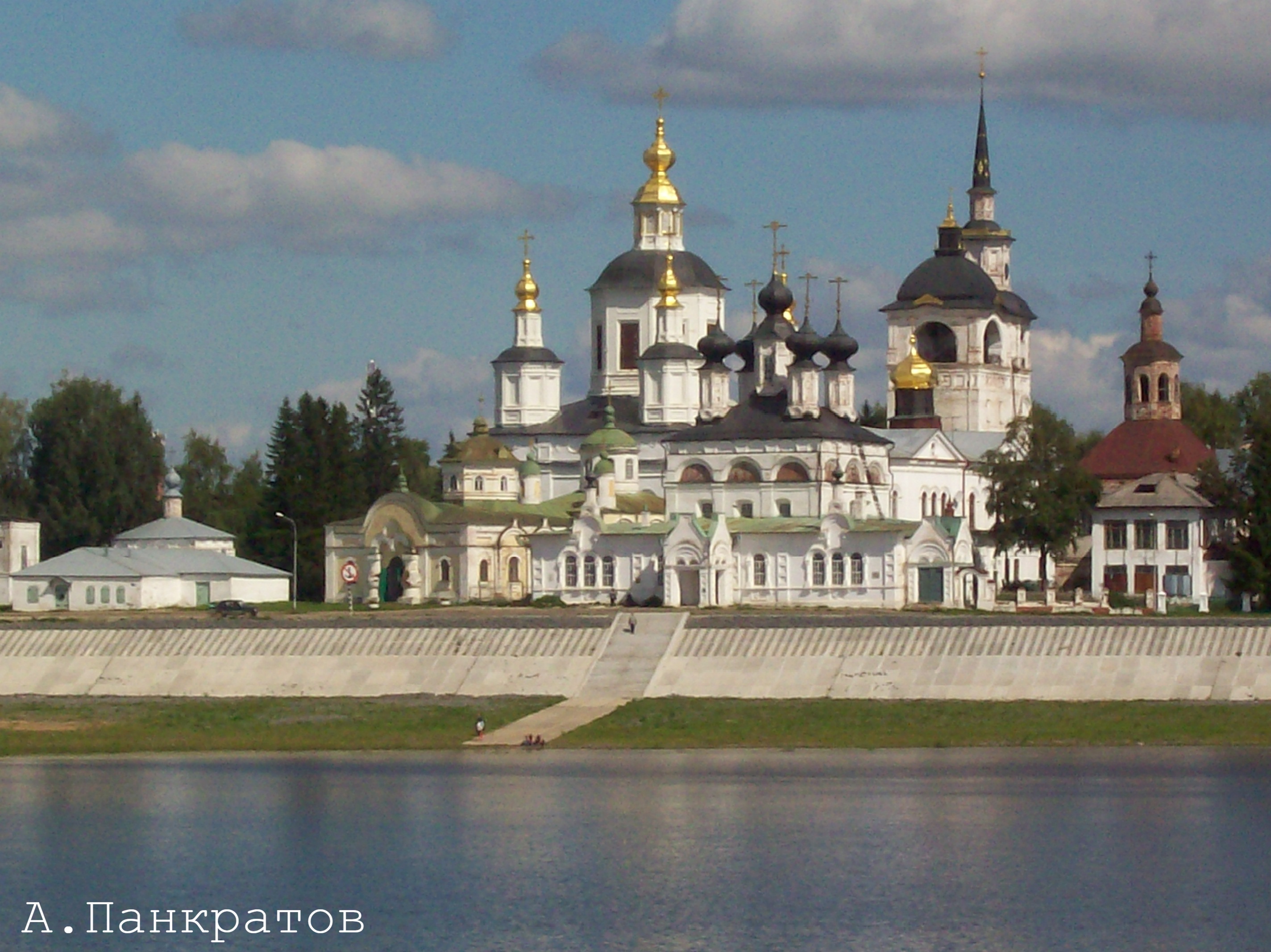 Великий Устюг. Соборное дворище